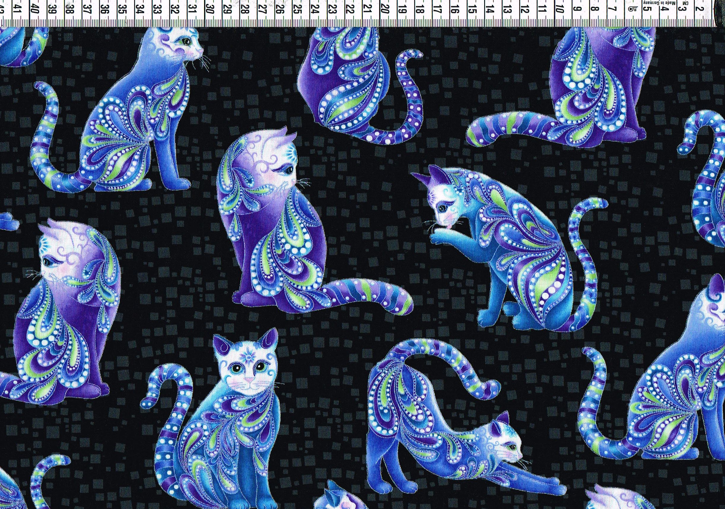 Patchwork - Katzen in blau und lila auf schwarz