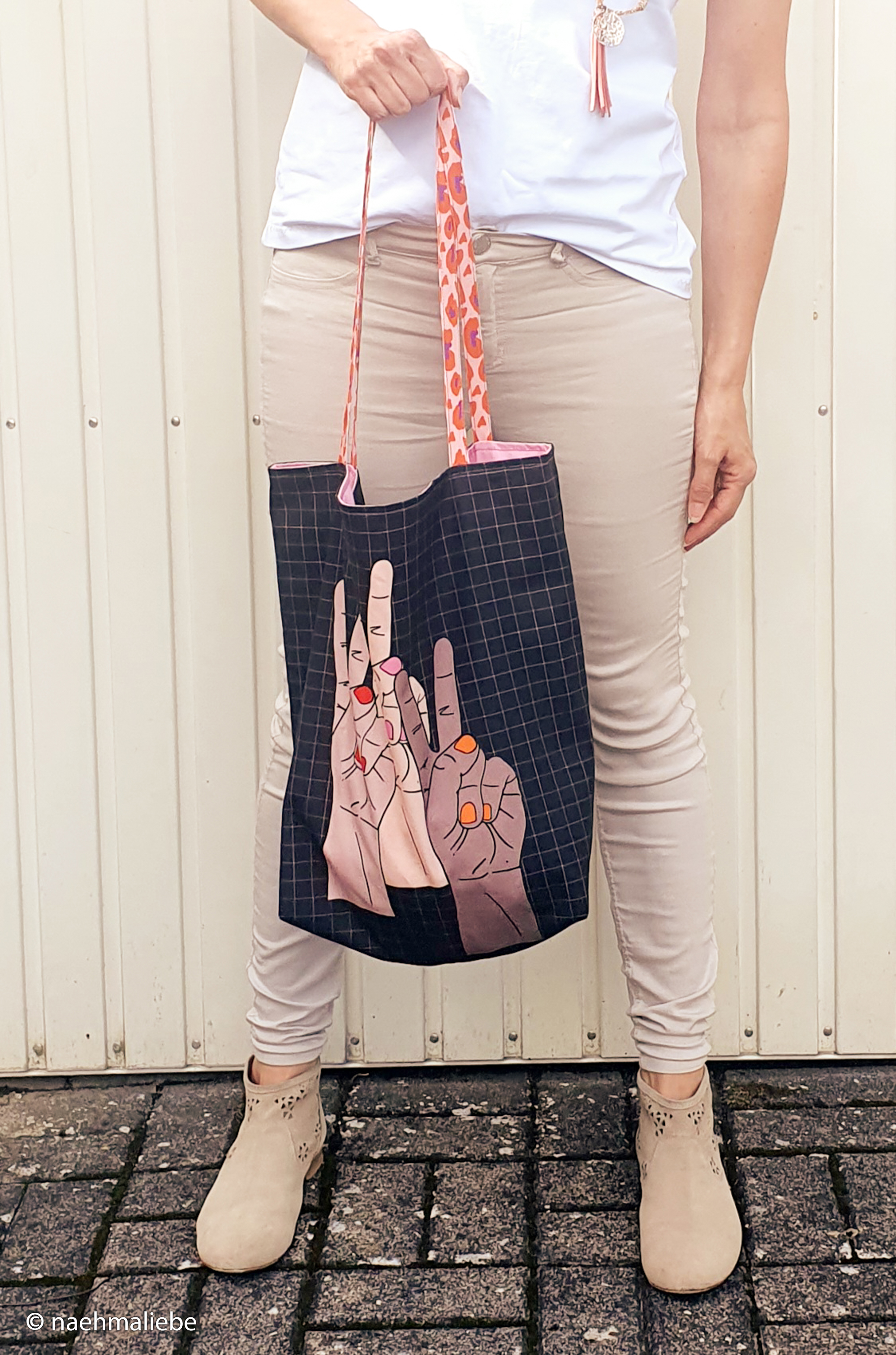 Taschenpanel - Cherry Picking Bag - Kaffeetasse und LeoLove